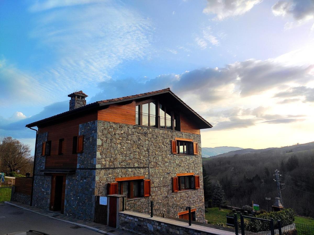 Allotjaments Paratge Fabas Molló Exterior foto